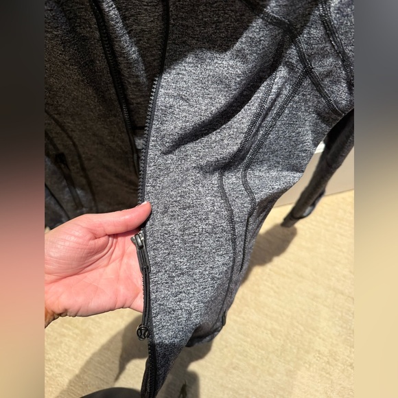 Lululemon gray define zip up jacket - Picture 8 of 11